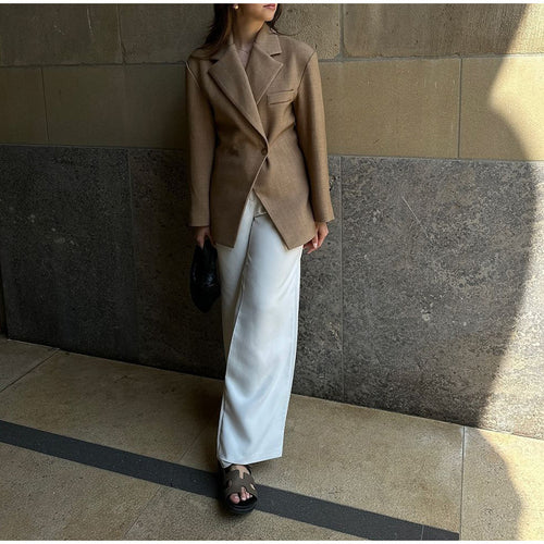 Ladies Elegant and Modern Blazer Jacket Lune London