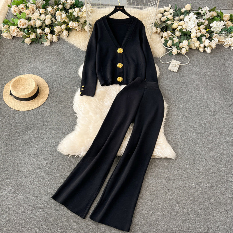 Elegant knitted loungewear set for women with decorative buttons and wide leg Lune London