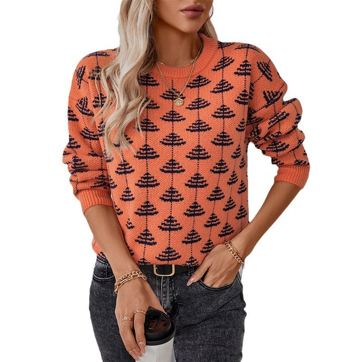 Knit sweater for women with a playful tree design and soft material Lune London
