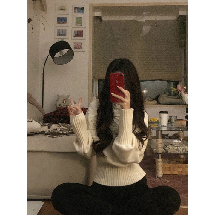 Pull en tricot épais pour femmes avec col haut et motif en câble décoratif Chic & Stil