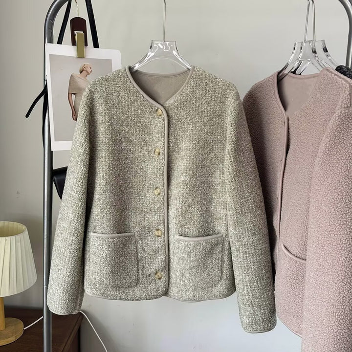 Cardigan à la mode pour femmes avec détails de boutons et poches pratiques Chic & Stil