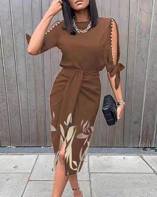 Mid-length dress for women with floral details and an elegant slit Lune London