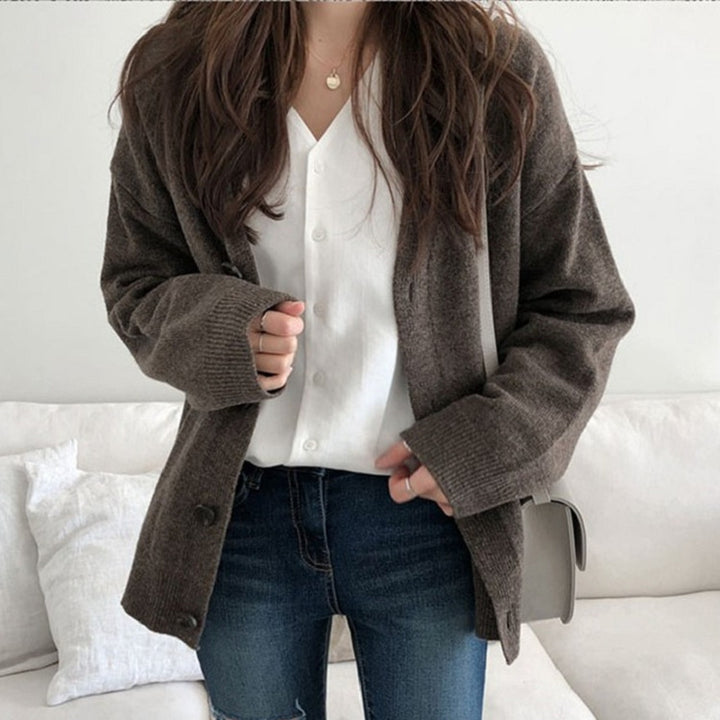 Knitted jacket for women with soft material and dropped shoulders Lune London