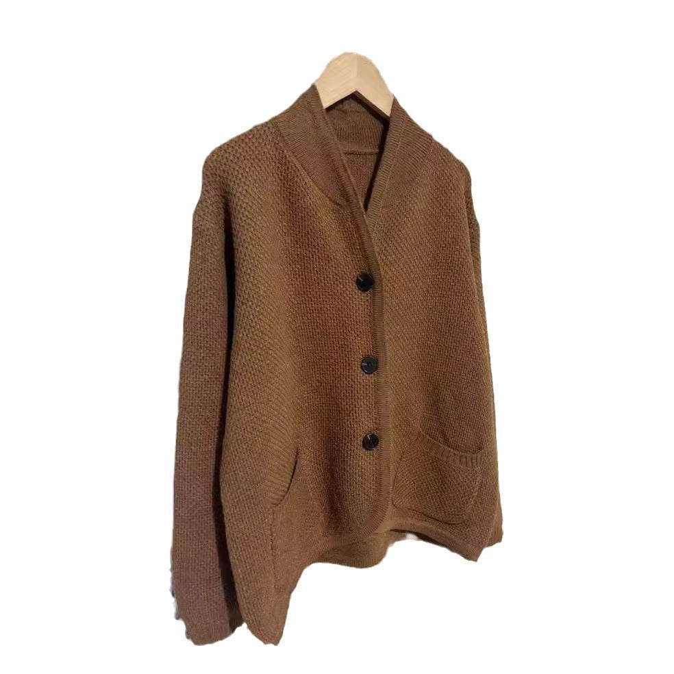 Cardigan for women with structured design and practical pockets Lune London