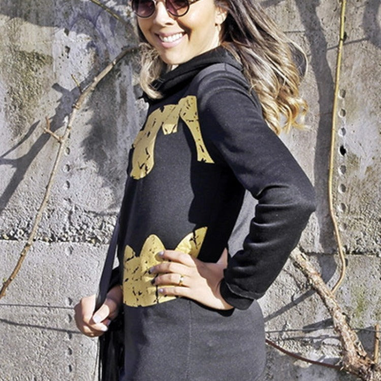 Women hoodie with Bat symbol and casual fit Lune London