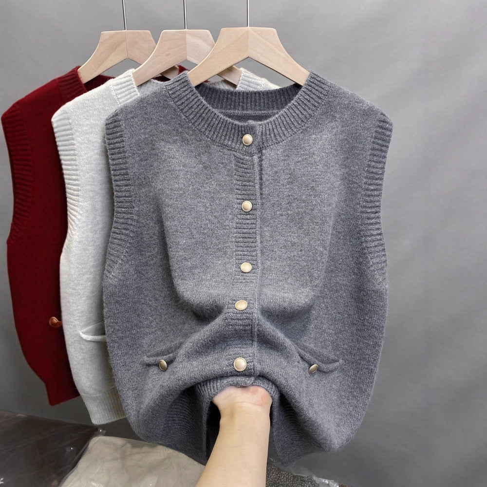 Knit vest for women with button details and practical pockets Lune London
