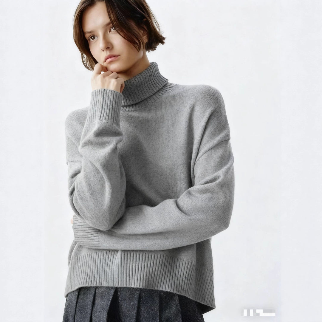 Pull Femme Col Roulé Confortable avec Coupe Oversize et Structure à Fines Côtes Chic & Stil