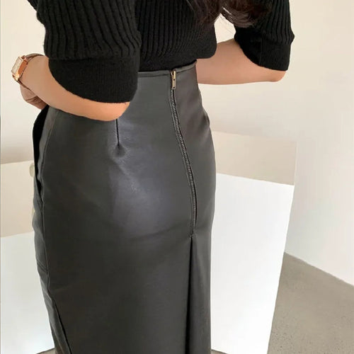 Summer rock in high-quality faux leather for women with side slit Lune London