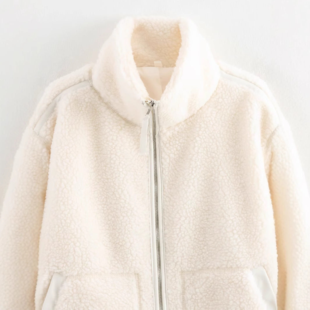 Veste en polaire confortable pour femmes avec col montant et poches pratiques Chic & Stil
