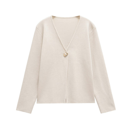 Ladies elegant cardigan with V-neck and decorative button Lune London
