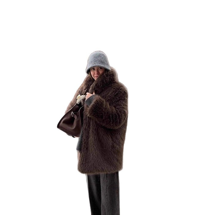 Ladies chic and stylish fur coat