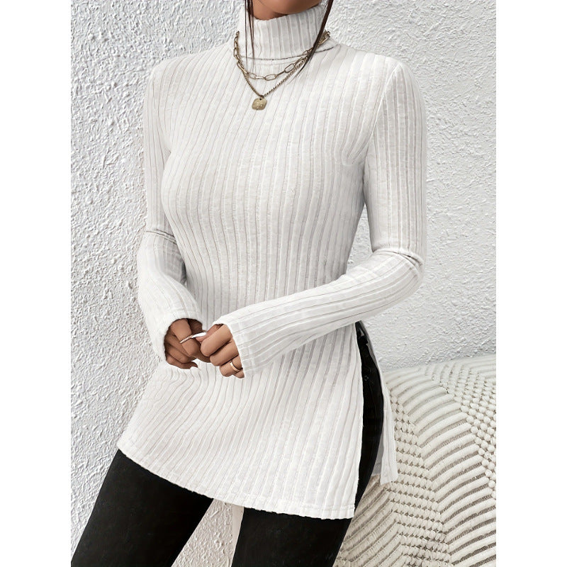 Ladies trendy turtleneck sweater with a sought-after ribbed structure Lune London