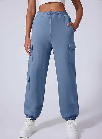 Cargo pants for ladies with elastic waist and practical side pockets Lune London
