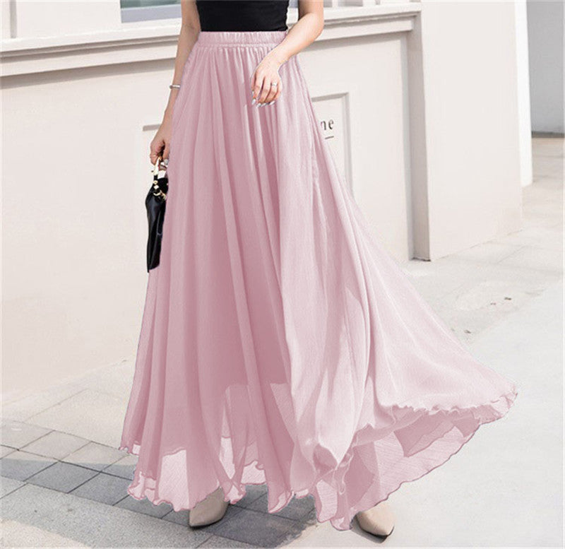Long and flowing skirt for women with elastic waist and floating hem Lune London