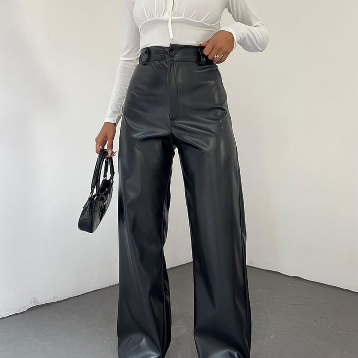 High-waisted wide-leg pants for women in lightweight material with an elegant cut Lune London