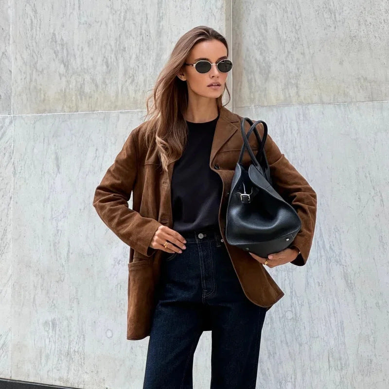 Fashionable suede jacket for women in a relaxed fit Lune London