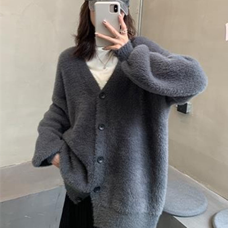 Women Cozy Cardigan with Deep V-neck and Soft Material Lune London
