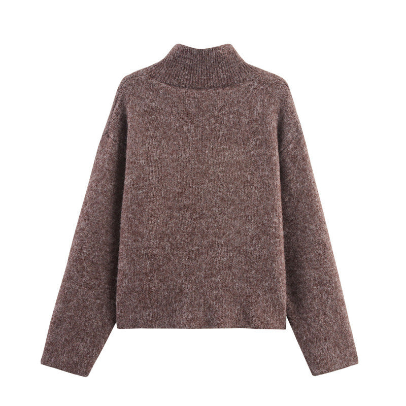 Trendy knitted sweater for women with elegant zip and decorative buttons Lune London
