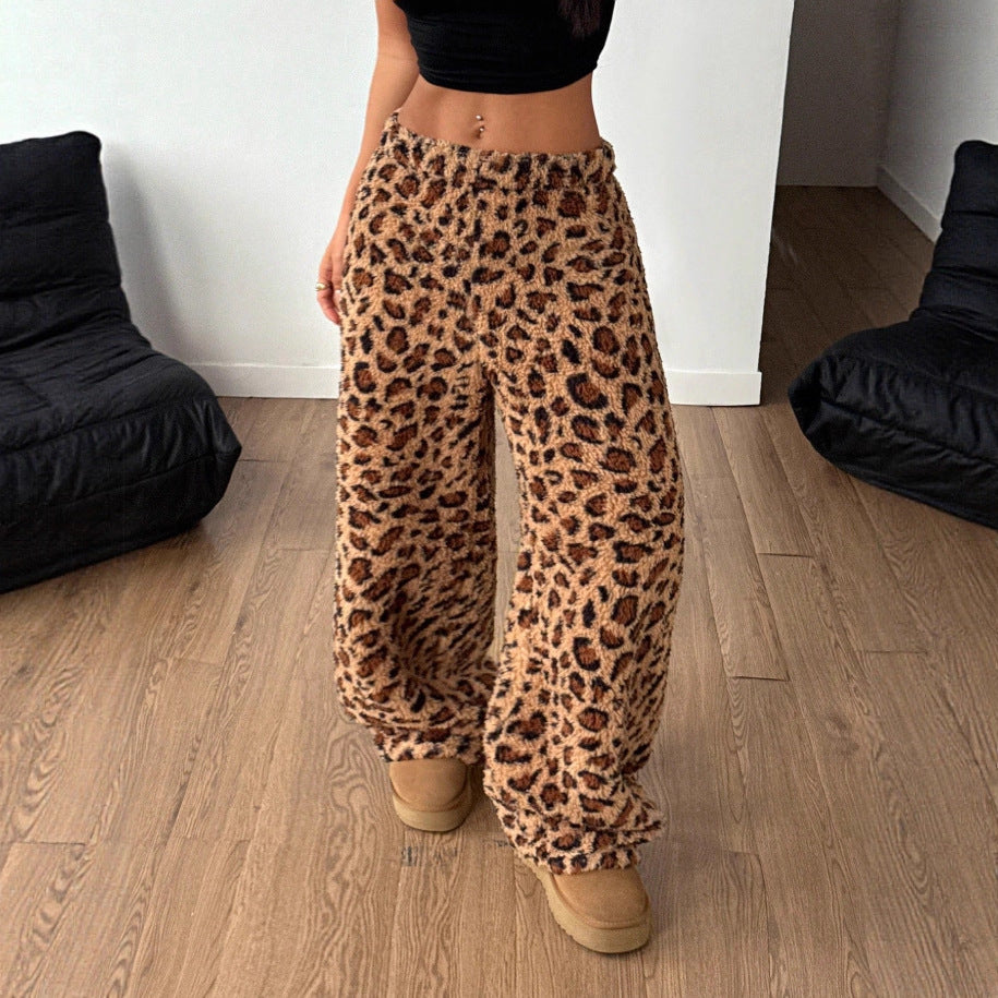 Pantalons décontractés pour femmes à imprimé léopard Chic & Stil