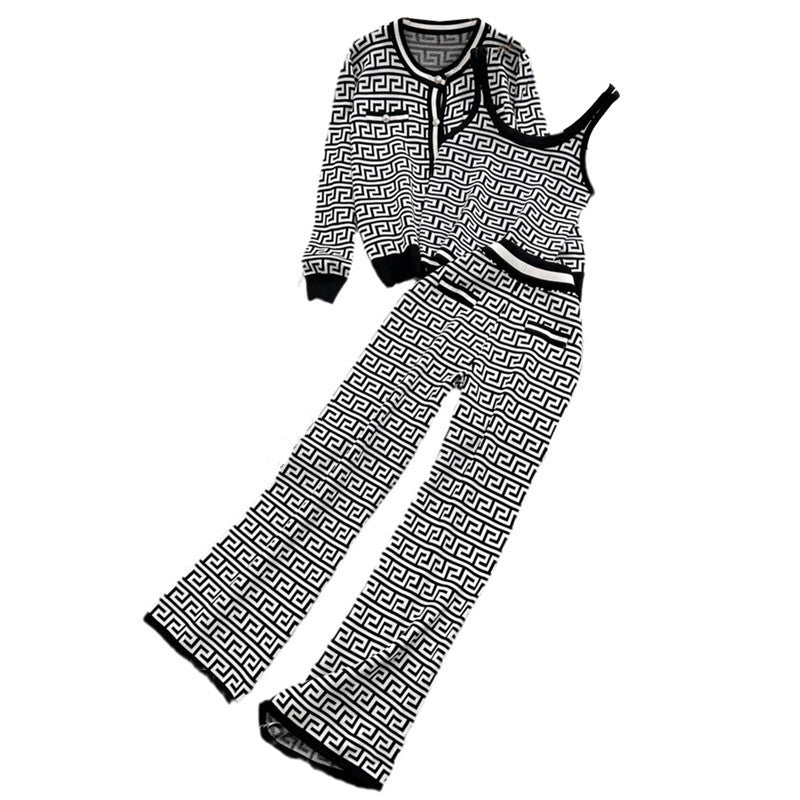 Knitted geometric pattern loungewear set for women with cardigan Lune London