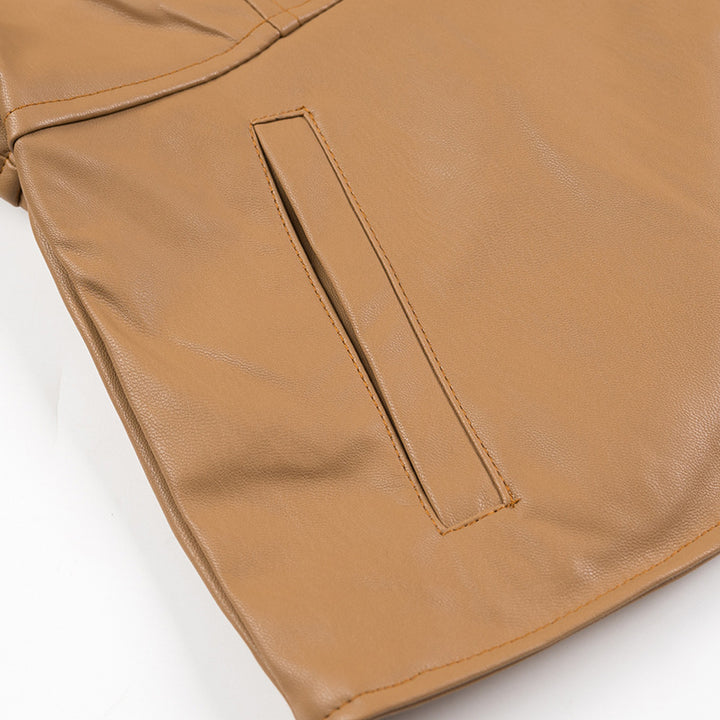 Veste en cuir synthétique pour femmes avec coupe sur mesure et fermeture éclair Chic & Stil