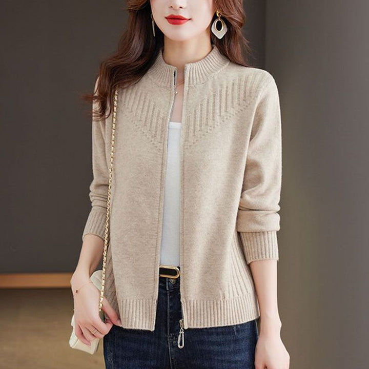 Cardigan pour femmes avec col montant et fermeture éclair Chic & Stil
