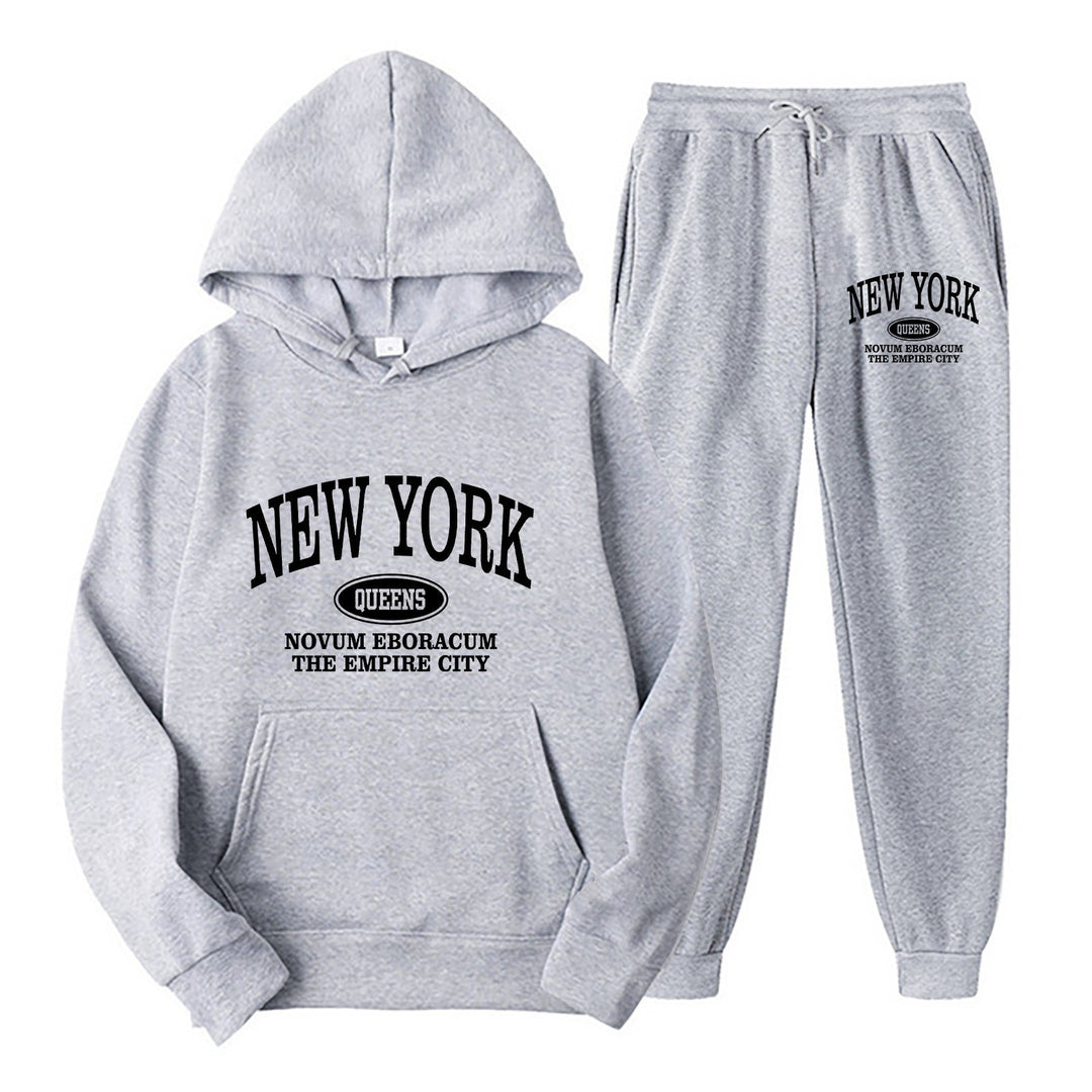 Women's Sporty Hooded Set with Large New York Print Chic & Stil
