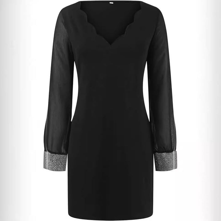 Elegant dress for women with wavy detail Lune London