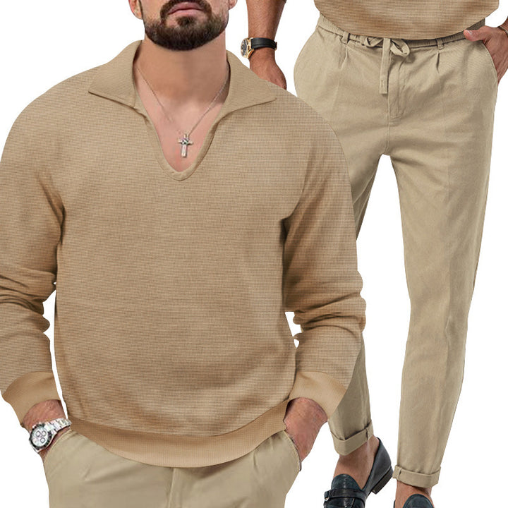 Comfortable pullover for men with V-neck and elegant pants combination Lune London