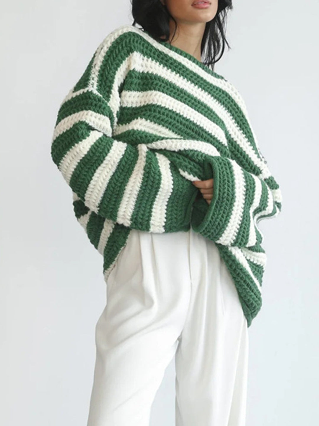 Pull surdimensionné en tricot pour femmes avec motif à larges rayures Chic & Stil
