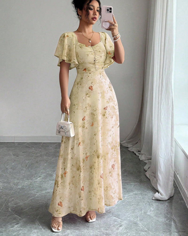 Women's maxi dress with flowing cut and romantic floral pattern Lune London