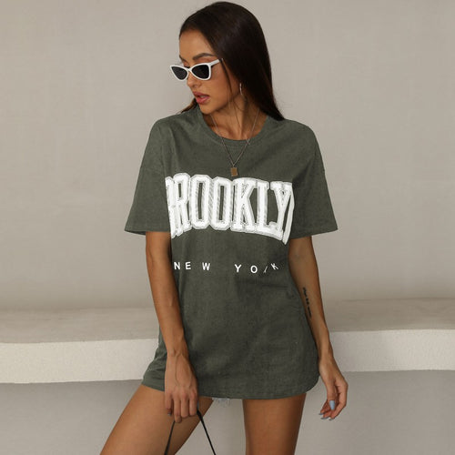 T-shirt surdimensionné pour femmes avec impression tendance Brooklyn Chic & Stil