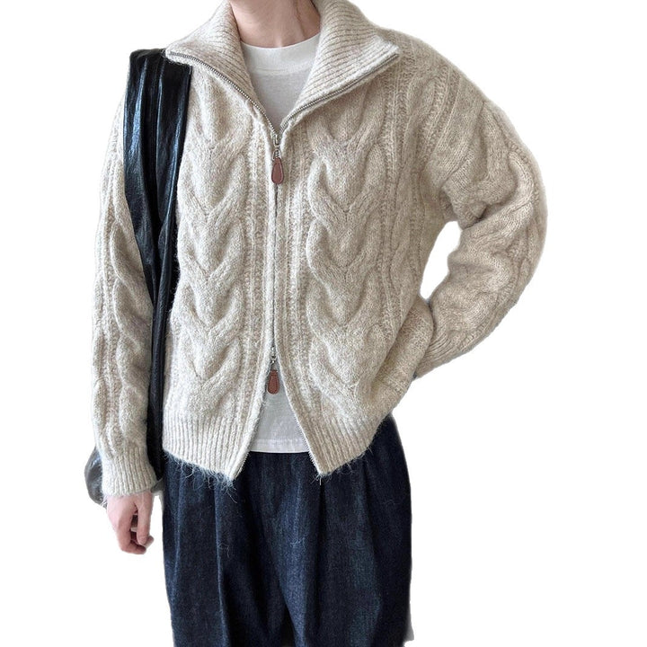 Cardigan femme en tricot épais avec col montant et motifs en câble modernes Chic & Stil
