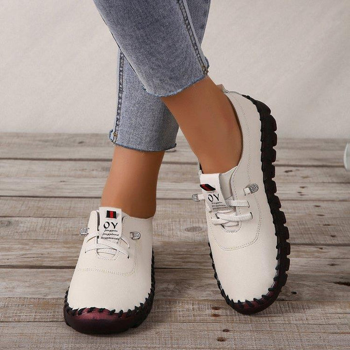 Comfortable leisure shoes for women with non-slip sole and breathable upper material Lune London