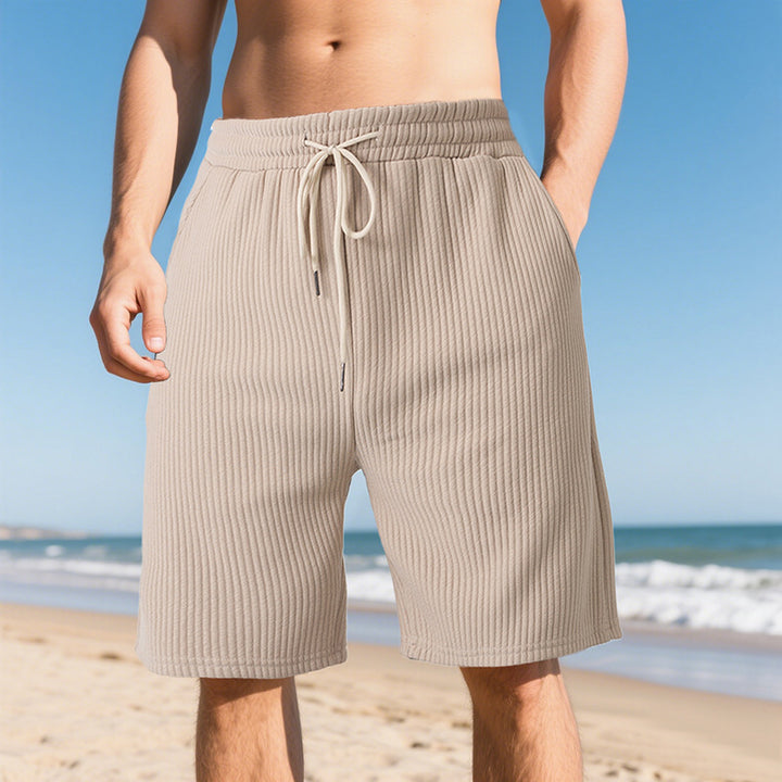 Casual men's shorts with elastic waistband and practical side pockets Lune London