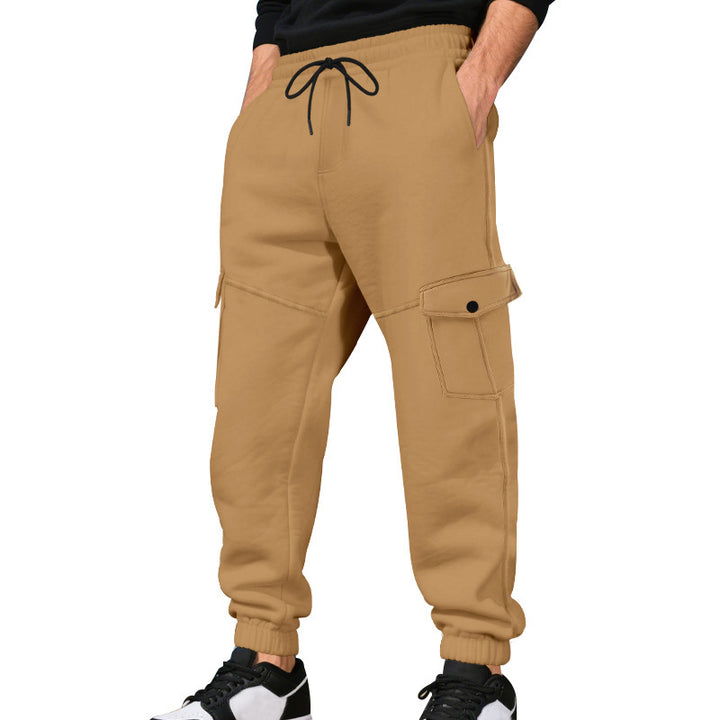 Comfortable cargo jogging pants for men with elastic waistband and practical side pockets Lune London