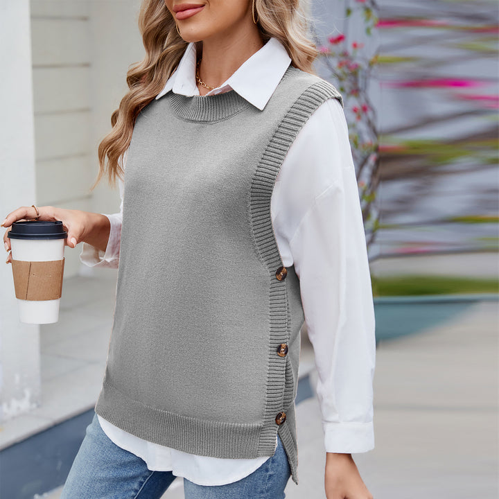 Women's knitted sweater with side button details and a modern fit Lune London