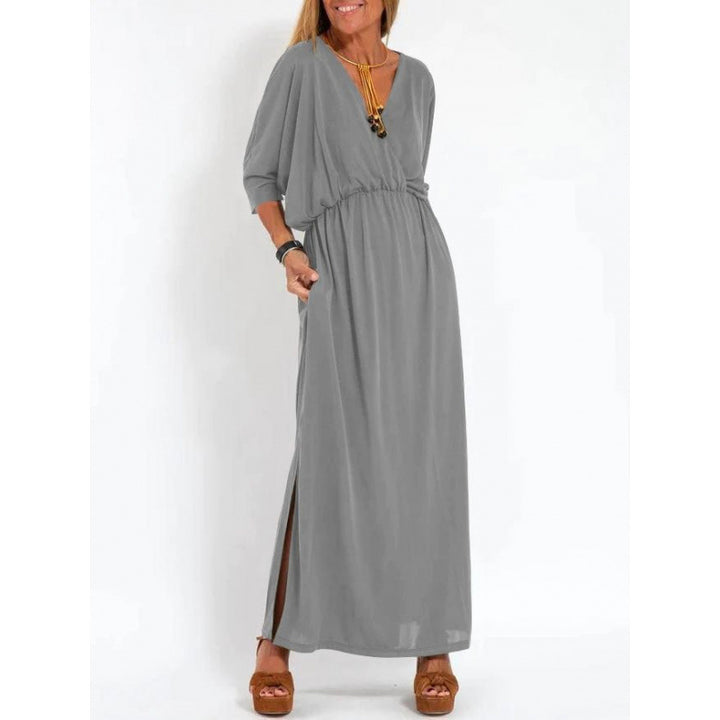 Casual maxi dress for women with V-neck and side slits Lune London