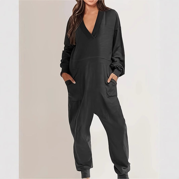 Ladies casual jumpsuit with practical pockets and elegant V neckline Lune London