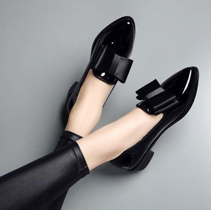 Ladies Elegant Ballet Flats with Large Bow Detail Lune London