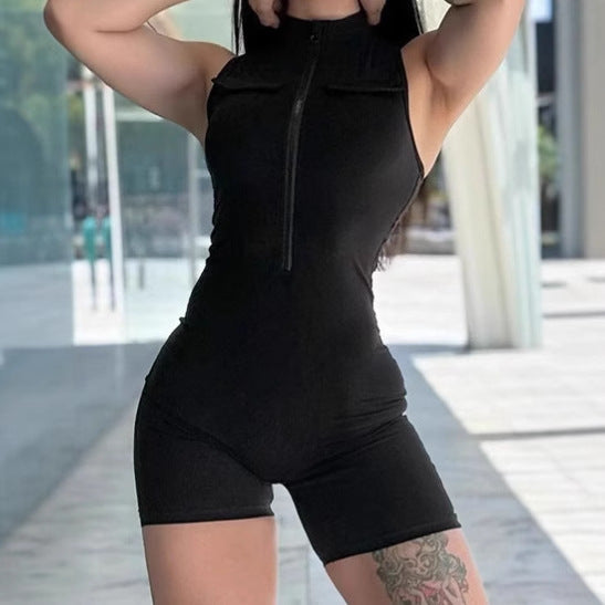 Women sporty jumpsuit with zipper and practical pockets Lune London