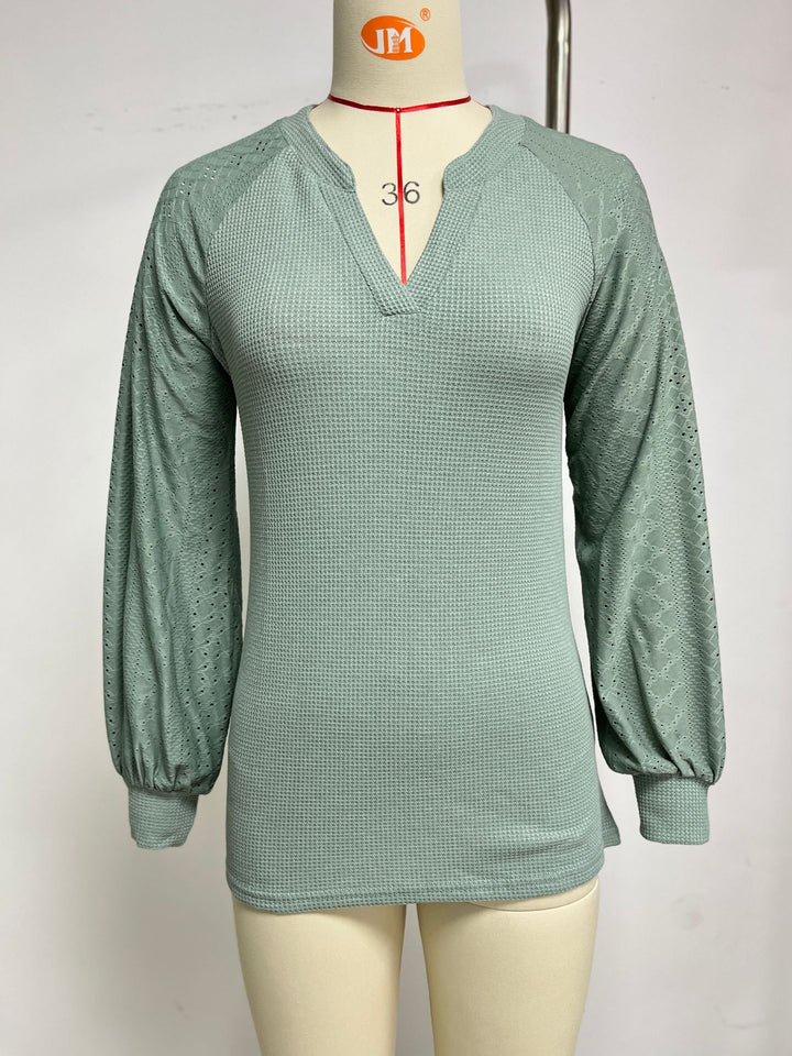 Ladies long sleeve V-neck textured T-shirt with wide sleeves Lune London