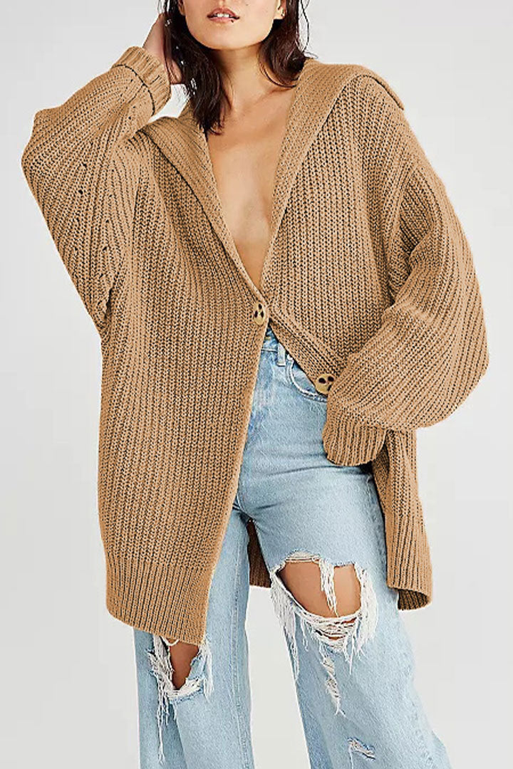 Casual knitted jacket for women with loose fit and large buttons Lune London