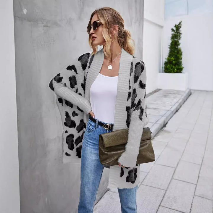 Gilet confortable pour femmes avec un motif léopard tendance Chic & Stil
