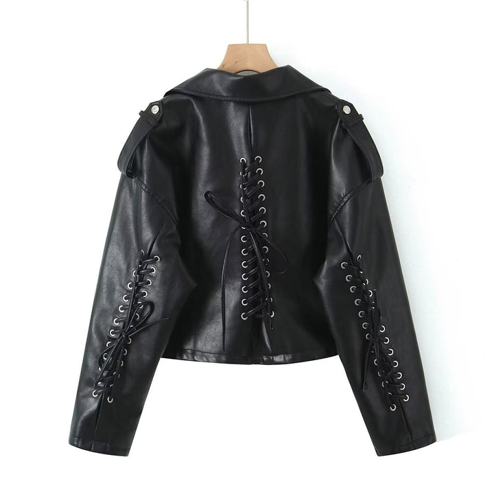 Elegant motorcycle jacket for women with zipper closure and practical pockets Lune London
