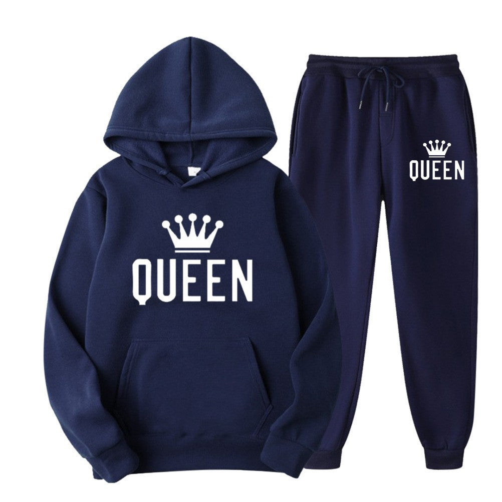 Women’s tracksuit with stylish crown design and loose fit Chic & Stil