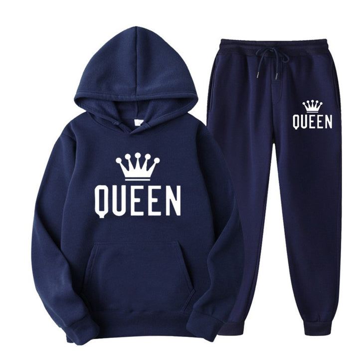 Women’s tracksuit with stylish crown design and loose fit Chic & Stil