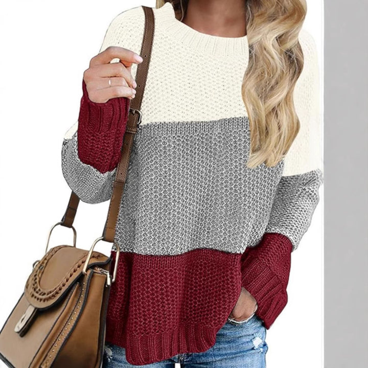 Casual knit sweater for women with structured design Lune London