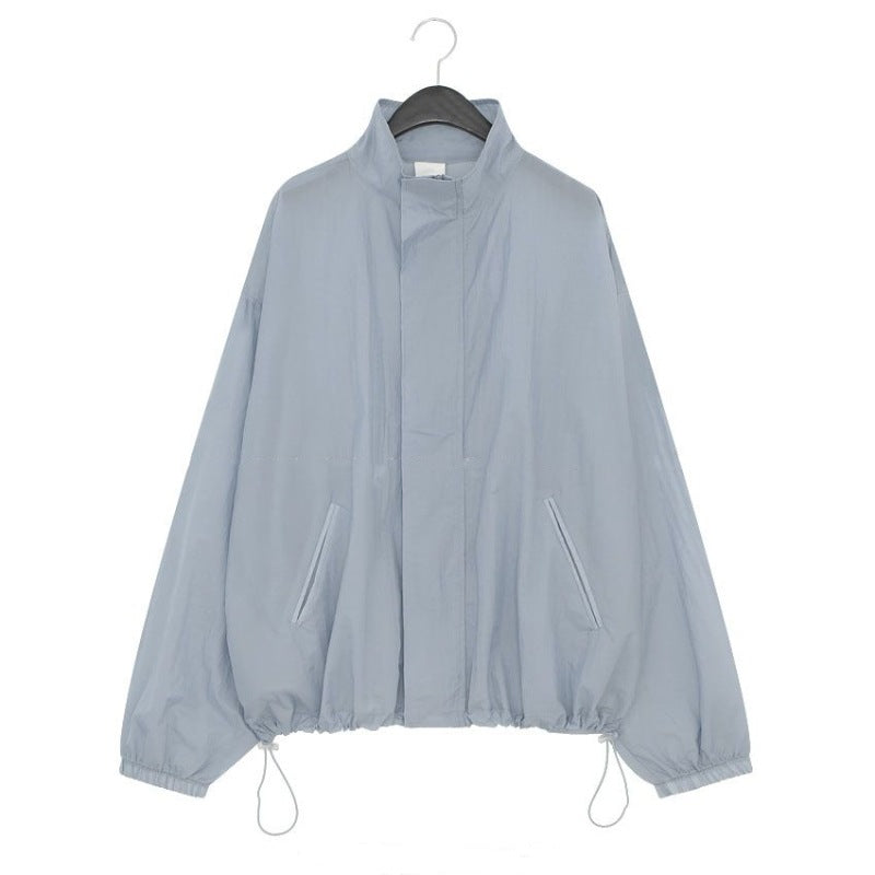 Veste à capuche légère et respirante pour femmes Chic & Stil