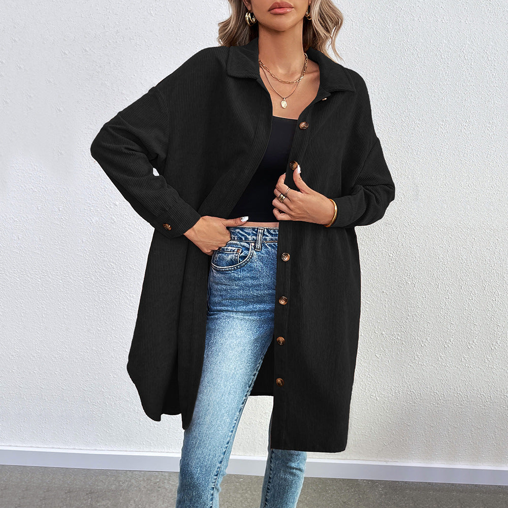 Chemise veste à manches longues pour femmes en tissu cord soft avec patte de boutonnage Chic & Stil